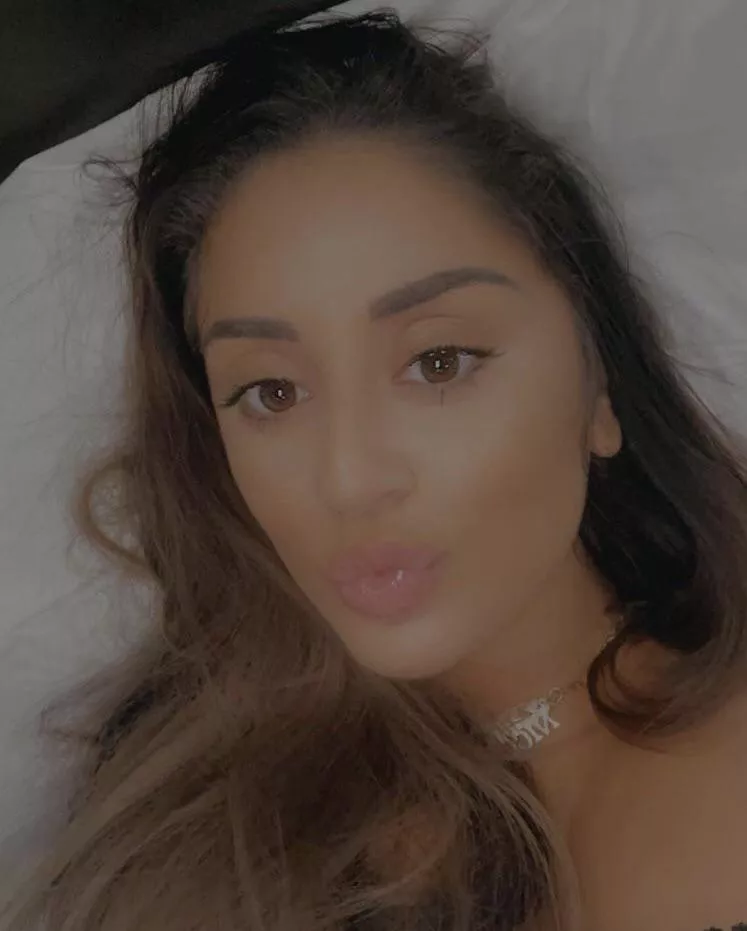 Leggo 👏 posted by PoutMaster316