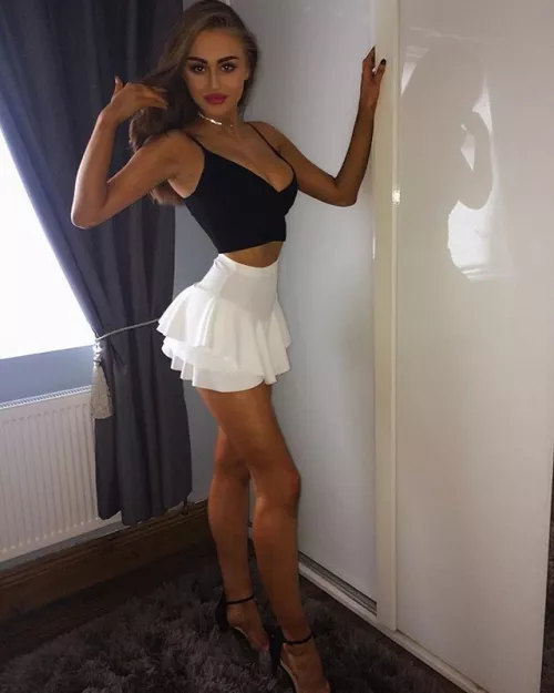 Leggy chav by yak2121