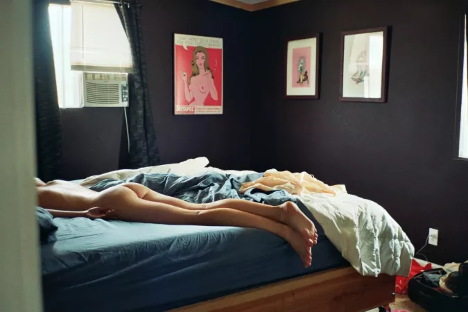 Legs for days by altbubblr