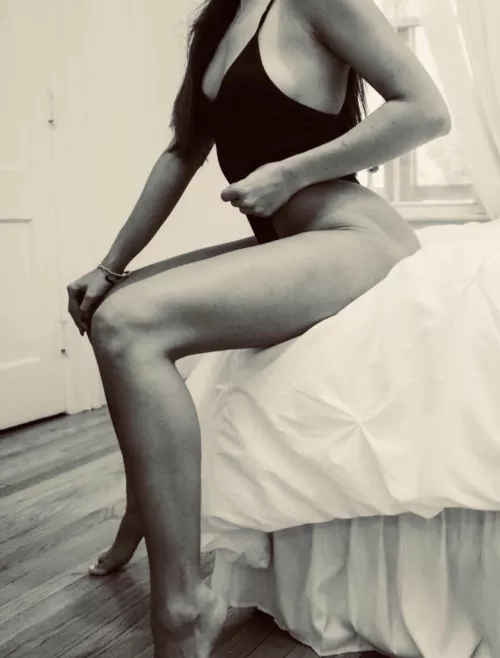 Legs ok? by sheusedtobecool69