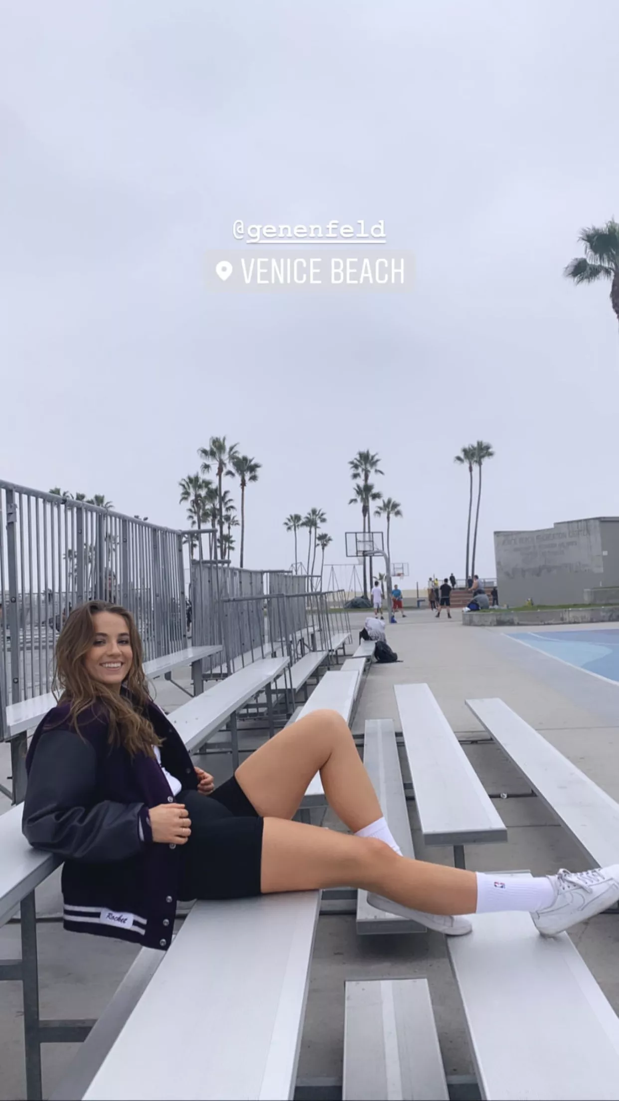 Legs posted by CheeseBurgerEddie_44