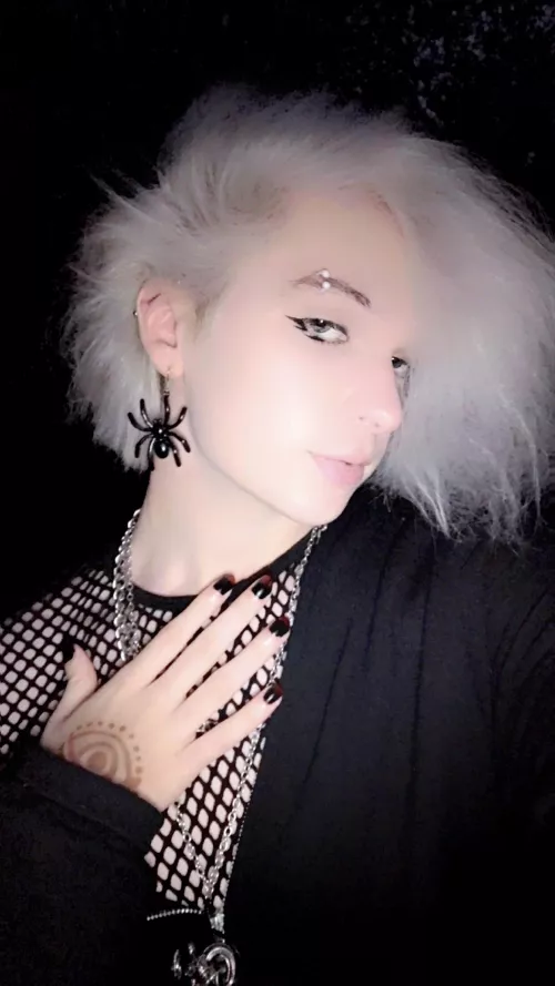 Lemme be your emo femboy boyfriend <3 by AnOldHag_