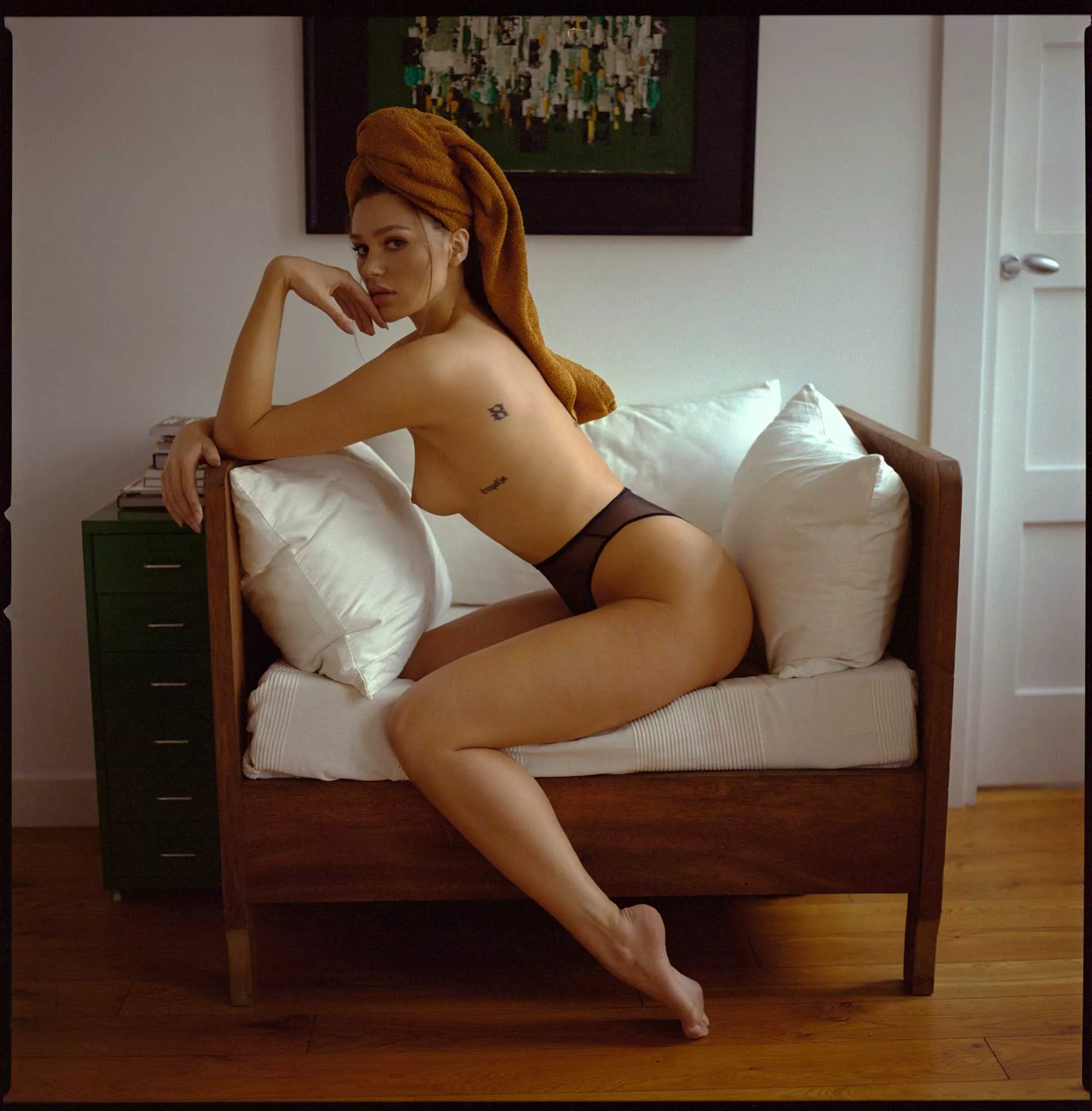 Lena Bednarski posted by 717