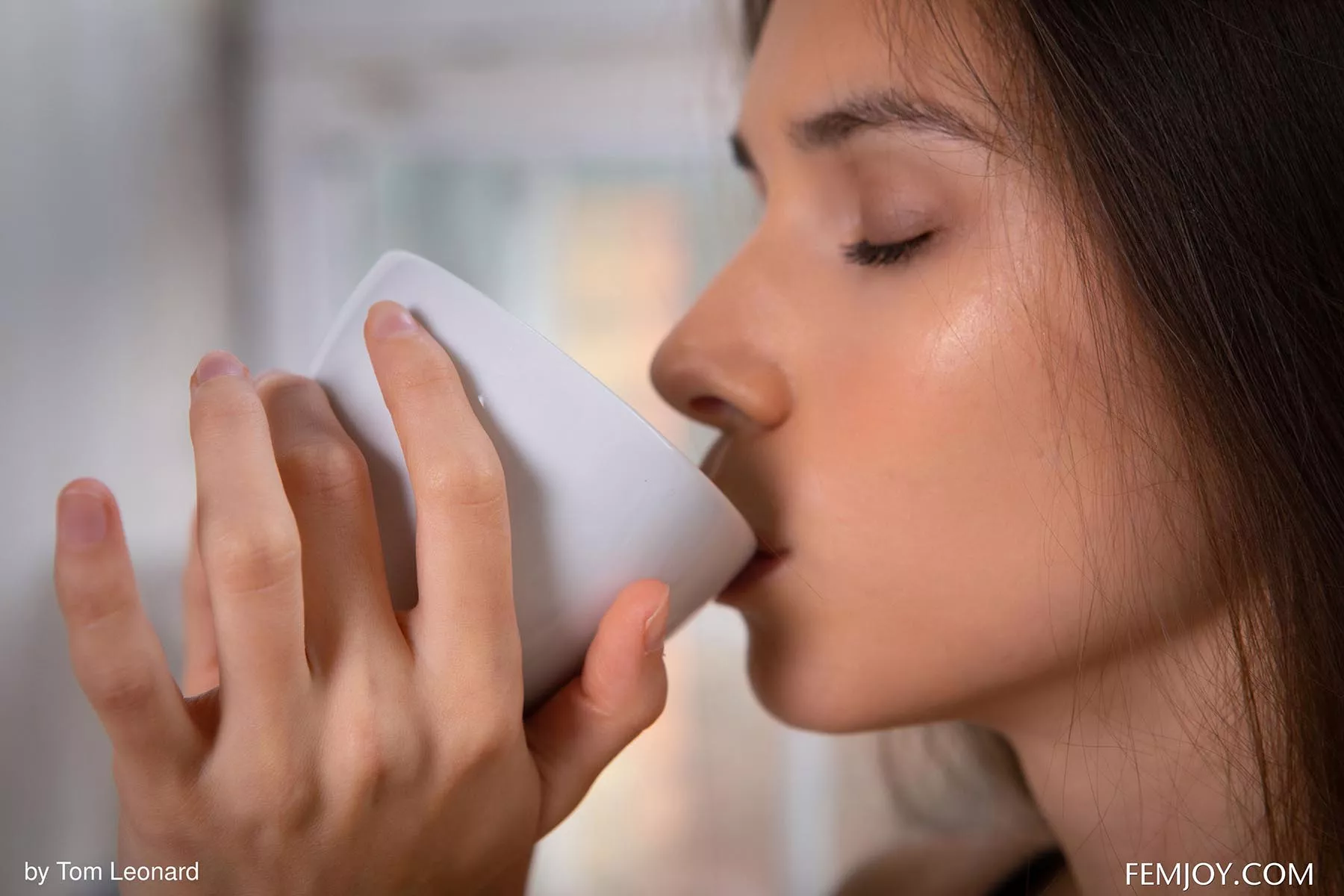 Leona Mia posted by deckard222