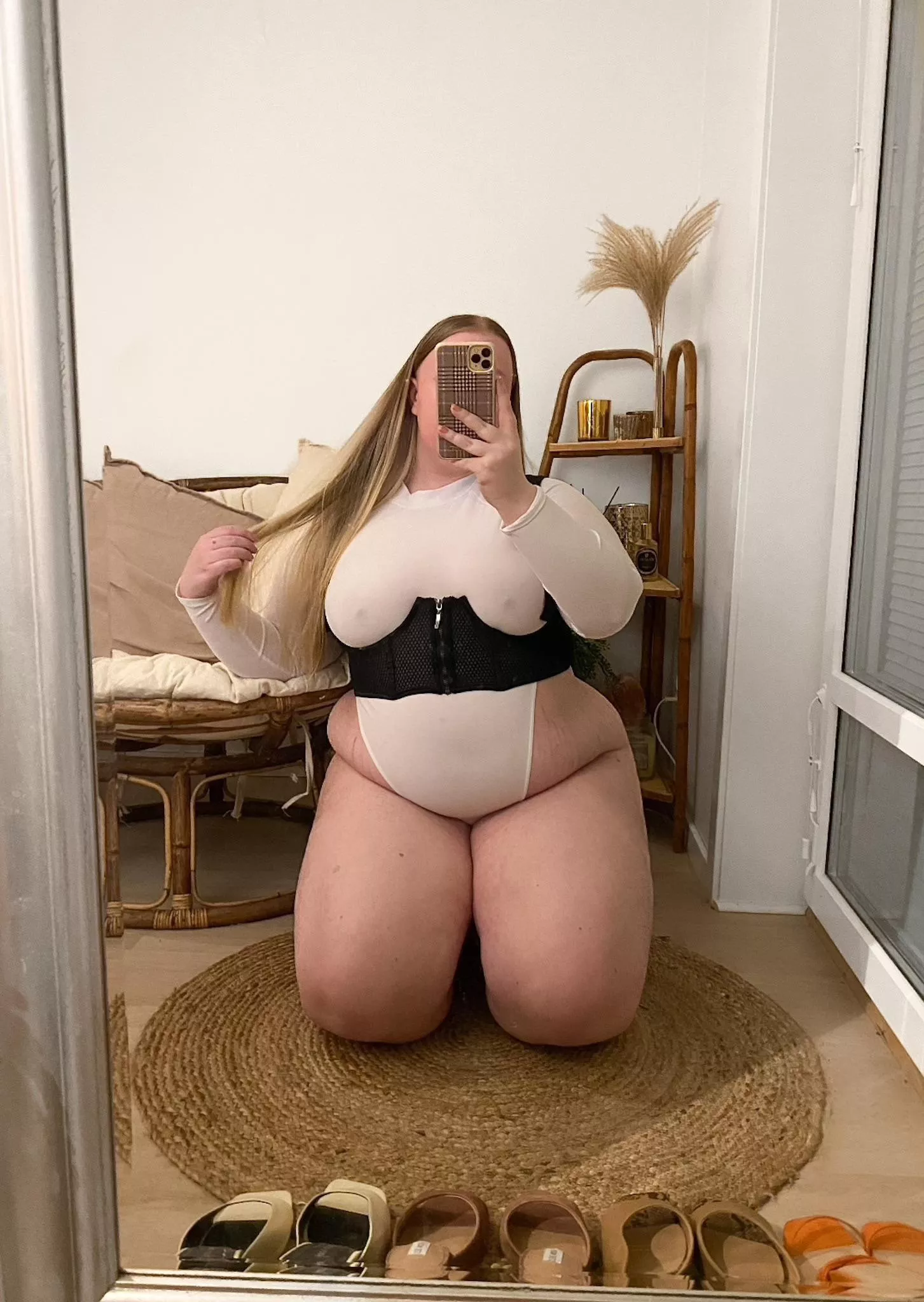 Let me be your thicc baddie 😉 posted by softasacloud