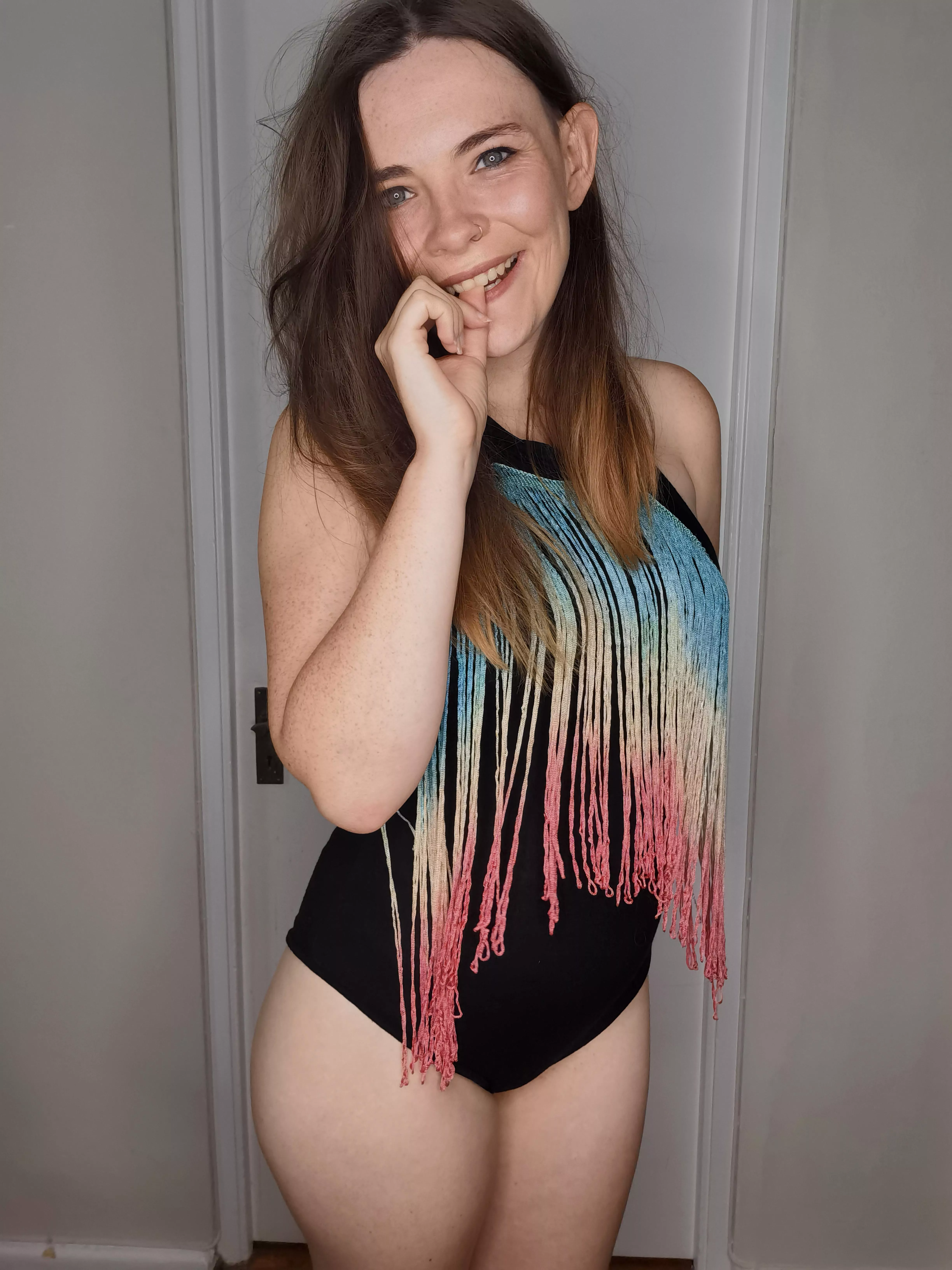 Let me cure your midweek blues 😘 [F] posted by BabyElfGirl