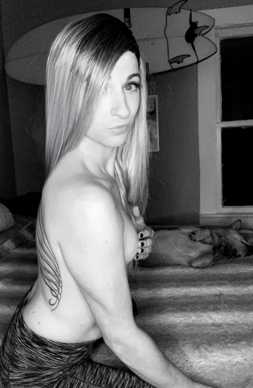 Let me distract you 🌊 by BuoyantWebber