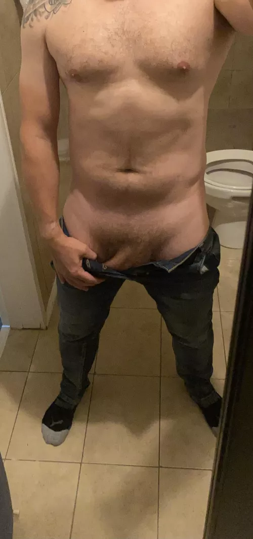 Let me know if you like my jeans. (48) by tracehonour