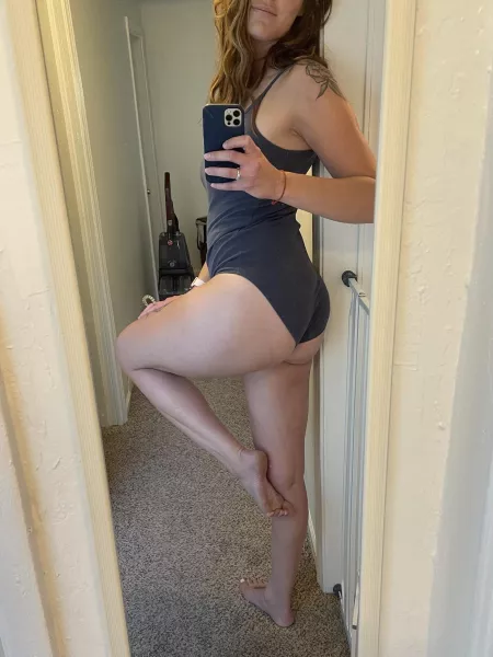 Let me show off for you, baby by regs-legs