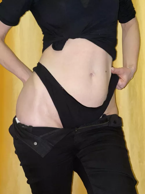 Let me show you what I learned in pole-dancing class. by TheQueeenOfHearts