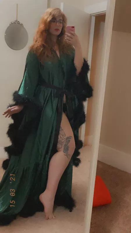 Let me slip into something more comfortable by SlimeDame