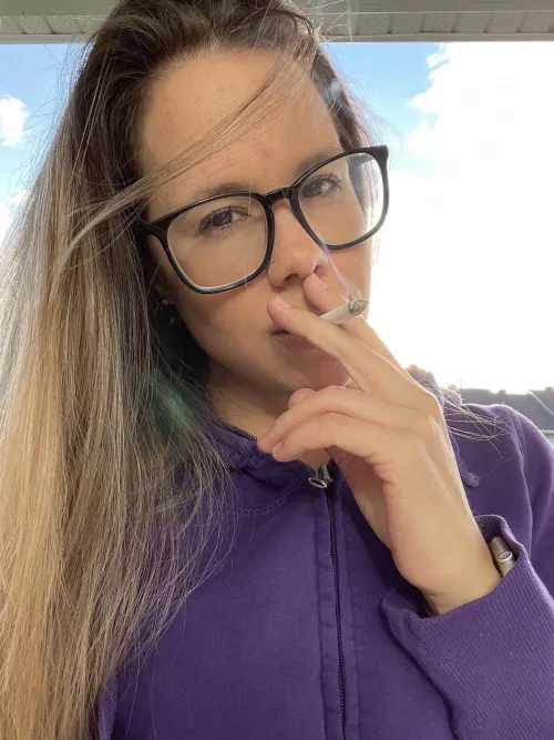 Let me stay in this moment by Rjxxxottxxx