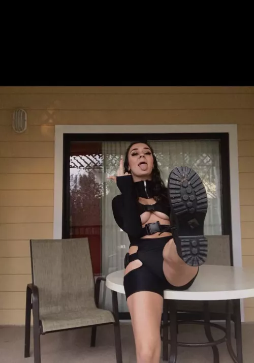 Let me stomp on your balls. Come on! Don’t be a bitch 😈 [domme] by oliviamariah