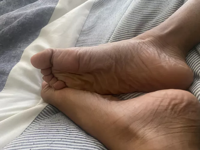 Let mommy ruin you by Background-Scene-463