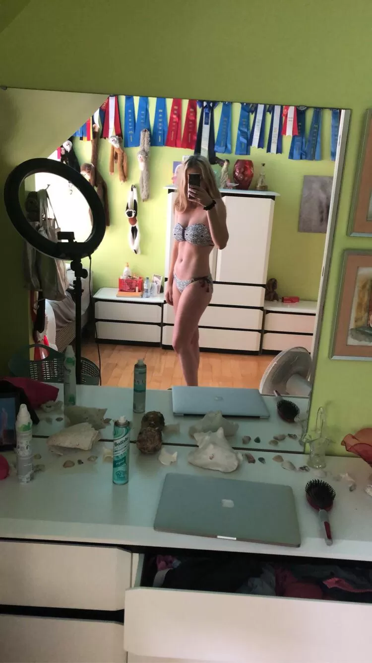 Let’s be beach buddies. posted by BellaHasMoreFun