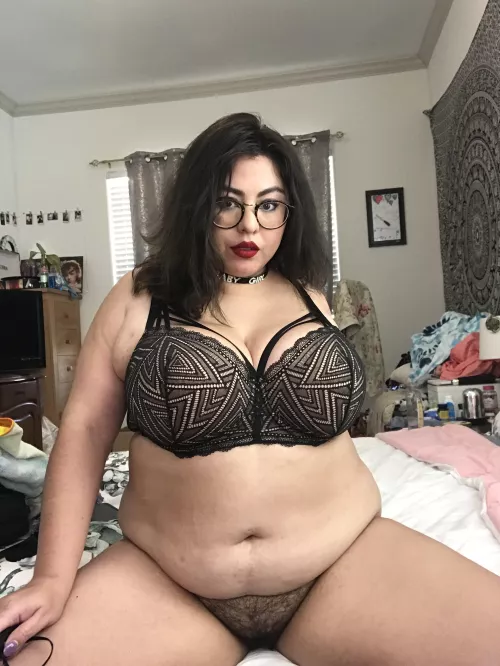 Let’s cuddle together on this cold night. I’m little spoon! 🥺 by SpicySophieV