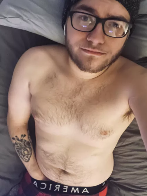 lets cuddle 😛 by xxglue