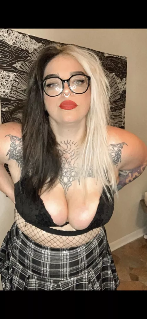 Let’s dance 🖤😈 by LilyJones311