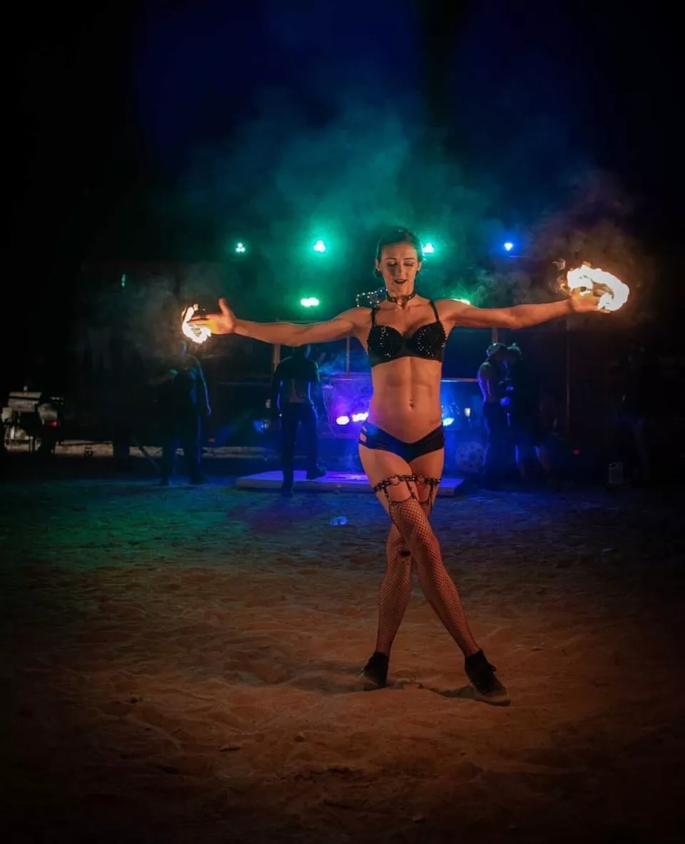 Let's dance the night away ;) posted by mshollyweed