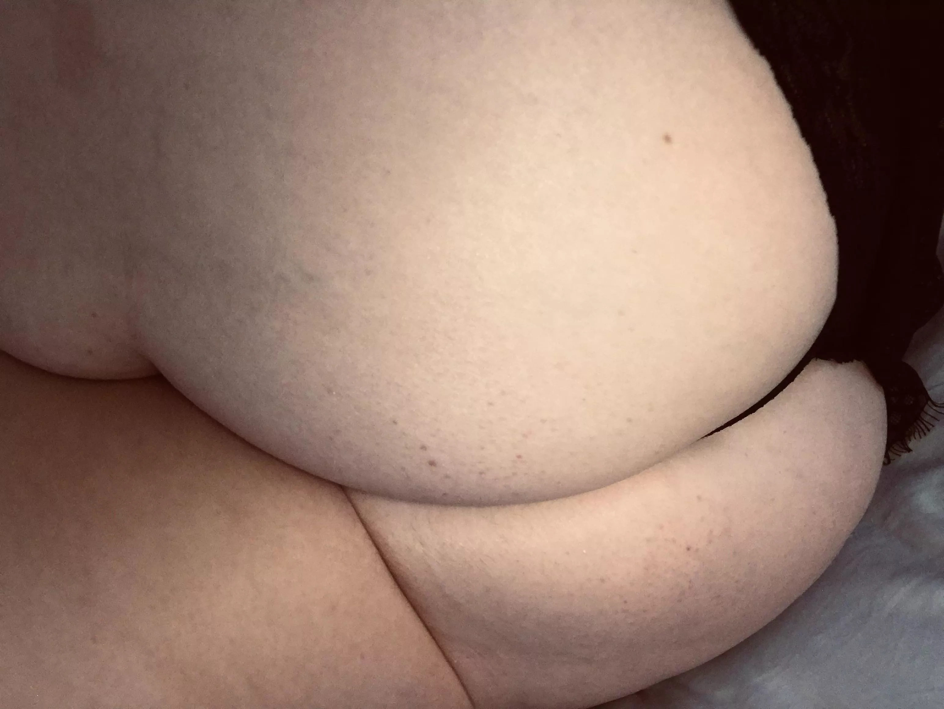 “Let’s do the humpty hump” 🎼 posted by janeausten72