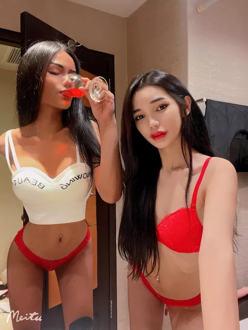 Let’s drink. Hehe 😁. Inbox for something seeing more 😋😋😁😁 by sofia_vic