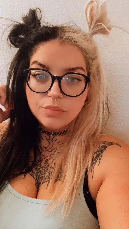 Let’s fuck…I mean, hey ☺️ by LilyJones311