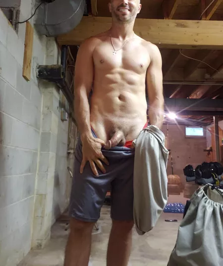 Let's fucking go! Not (m)y best workout, but at least I look good! by Phlsleeper