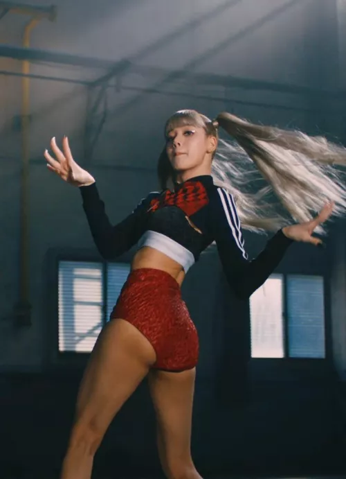 Lets get bi for Lisa Blackpink by atomaeon