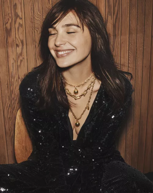 Let’s get gay for Gal Gadot by thisisaburner2369