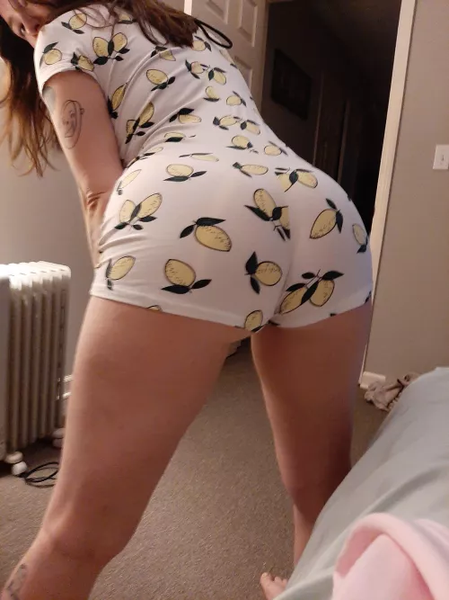 Let's get our cocks out and goon. Kik sirlengthy42 by brainstew66