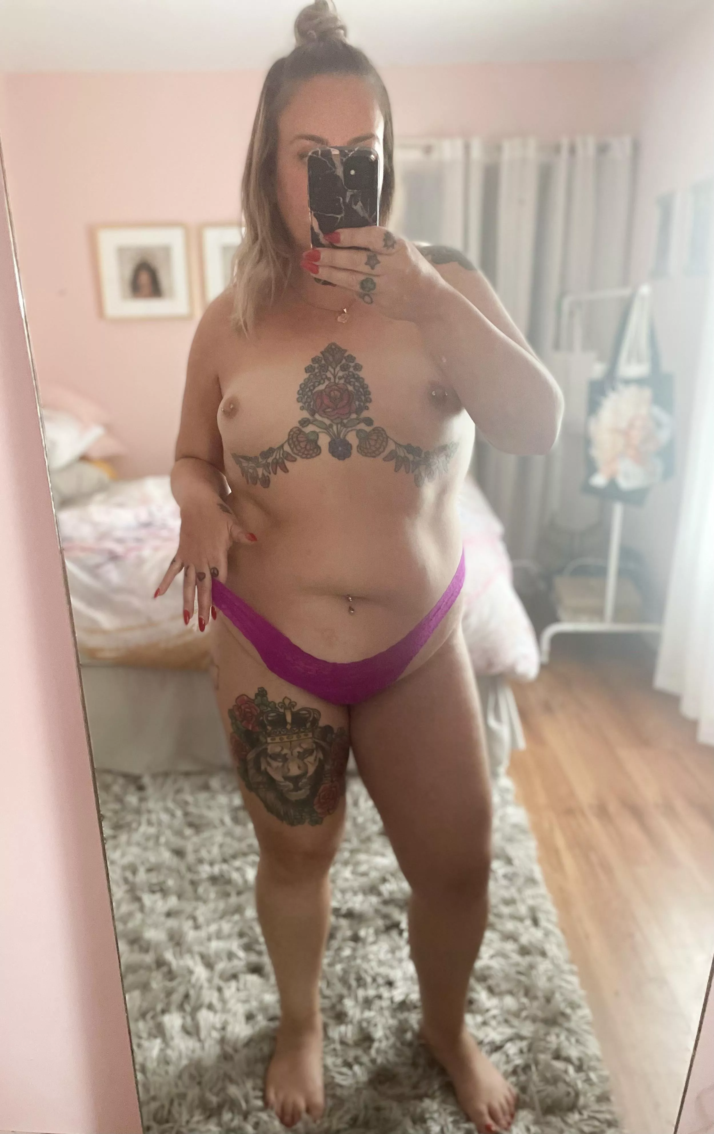 Let’s go back to bed 😏 posted by MsLunatoyou