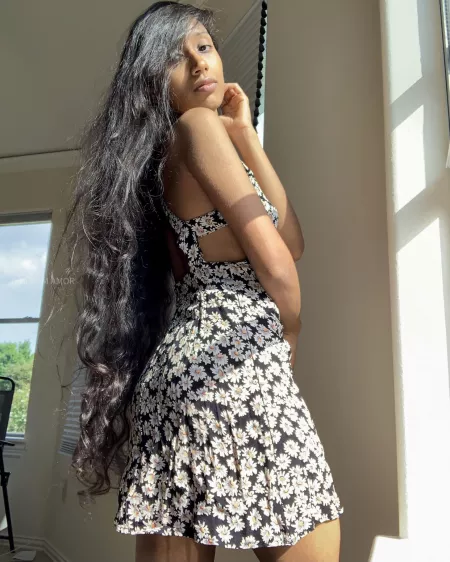 Let’s hear it for the back of the dress 🙌 by xprincessamorx