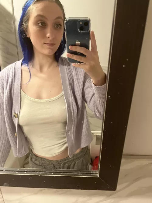 Let’s just say I was extra comfortable today :) by heyheyheyime