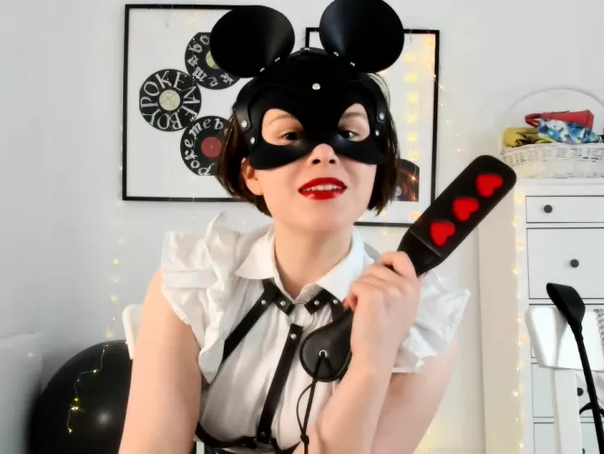 Let's play cat and mouse game! by PokeMeBoy