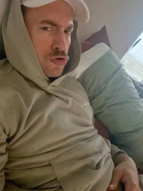 lets play the sims tbh by z876davinci