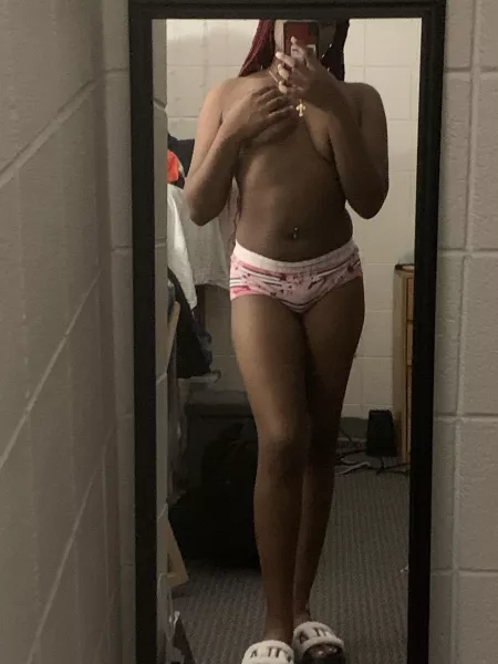 let’s play tonight by bloodofmedusa