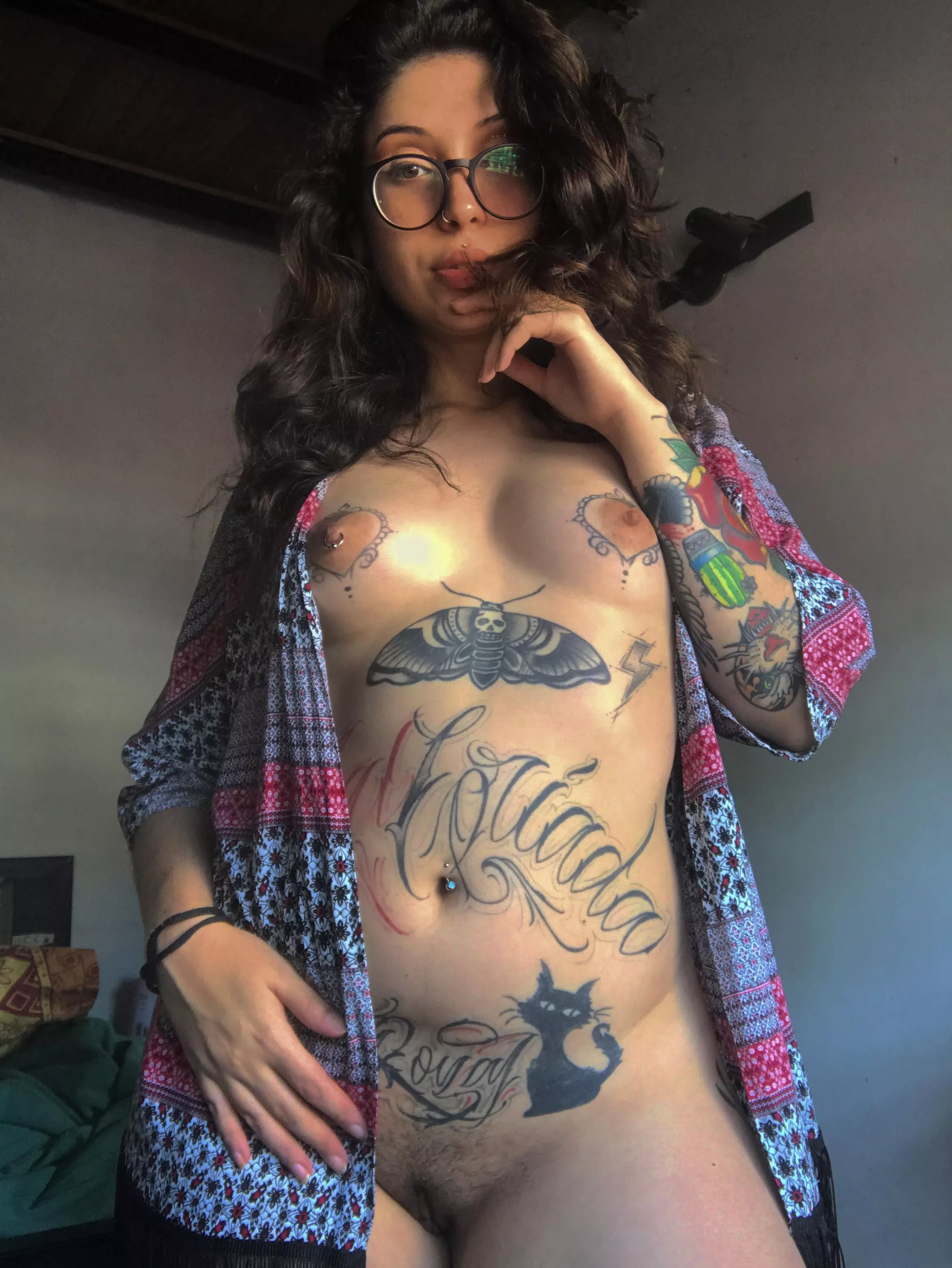 Let's relax a little bit 😏 posted by InkedDiamond