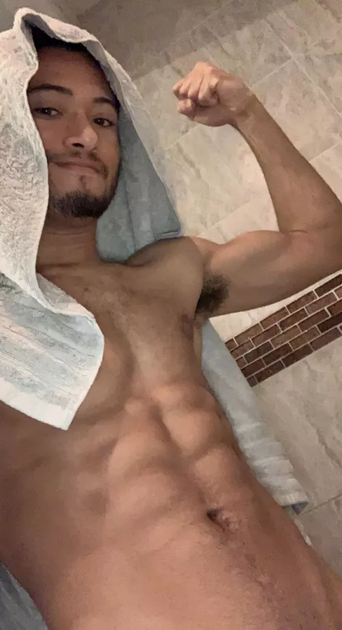 Let’s towel off together bro by ArsArcanumX