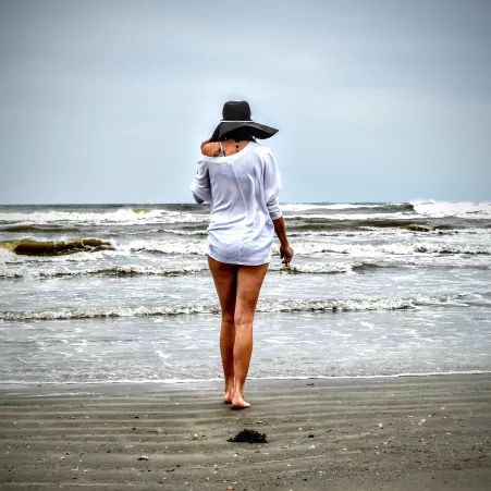 Let's walk into the ocean by myprettybaby33