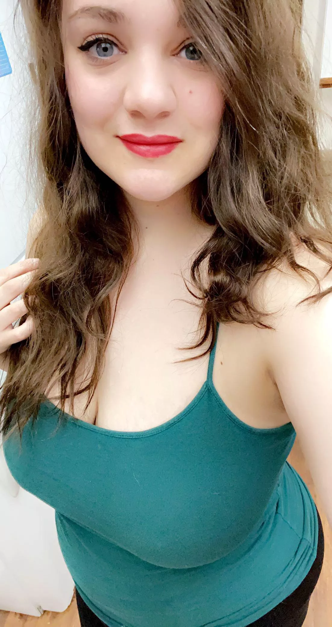 Let’s watch your husband cum all over my wife’s pretty face and tits 🥵 posted by angrypokerchip1