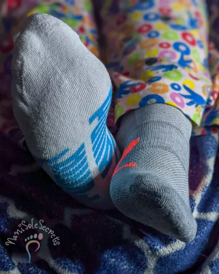 Letting my piggies breathe after working all day. ☺️ by nanisolesecrets