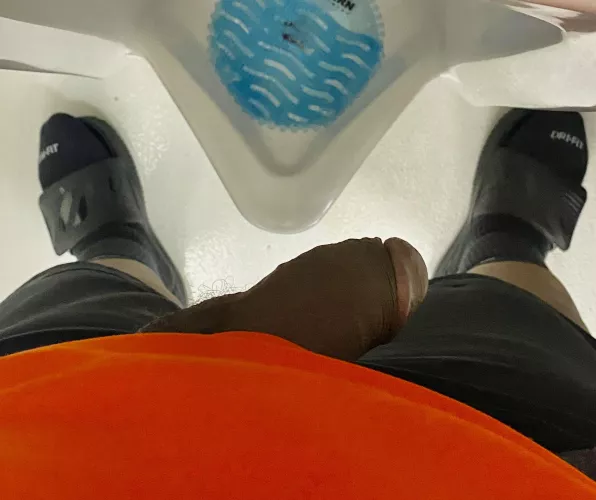 Letting my sweaty me hang out at the gym by JayBate