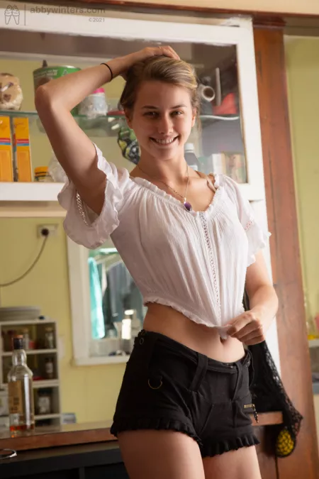 Lexi B looking fine by garionhall