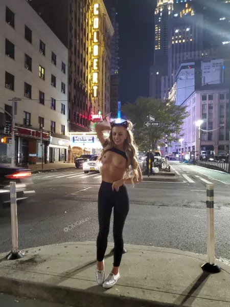 Lexi Belle by naedthrowaway