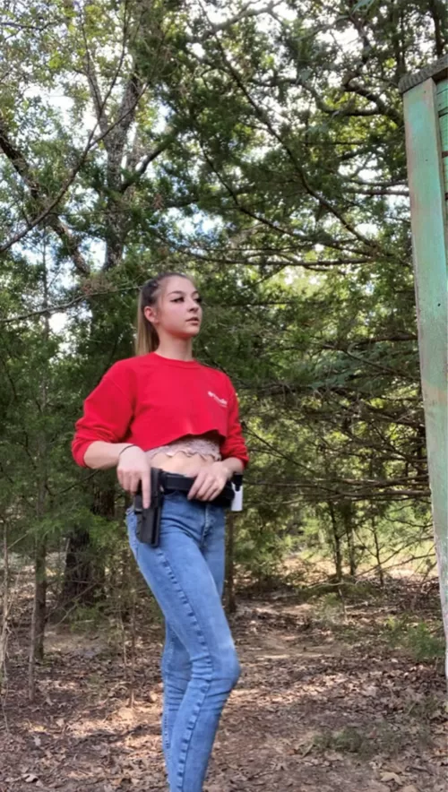 Lexy Ready to Shoot Some Sh*t by girlswithfanclubs