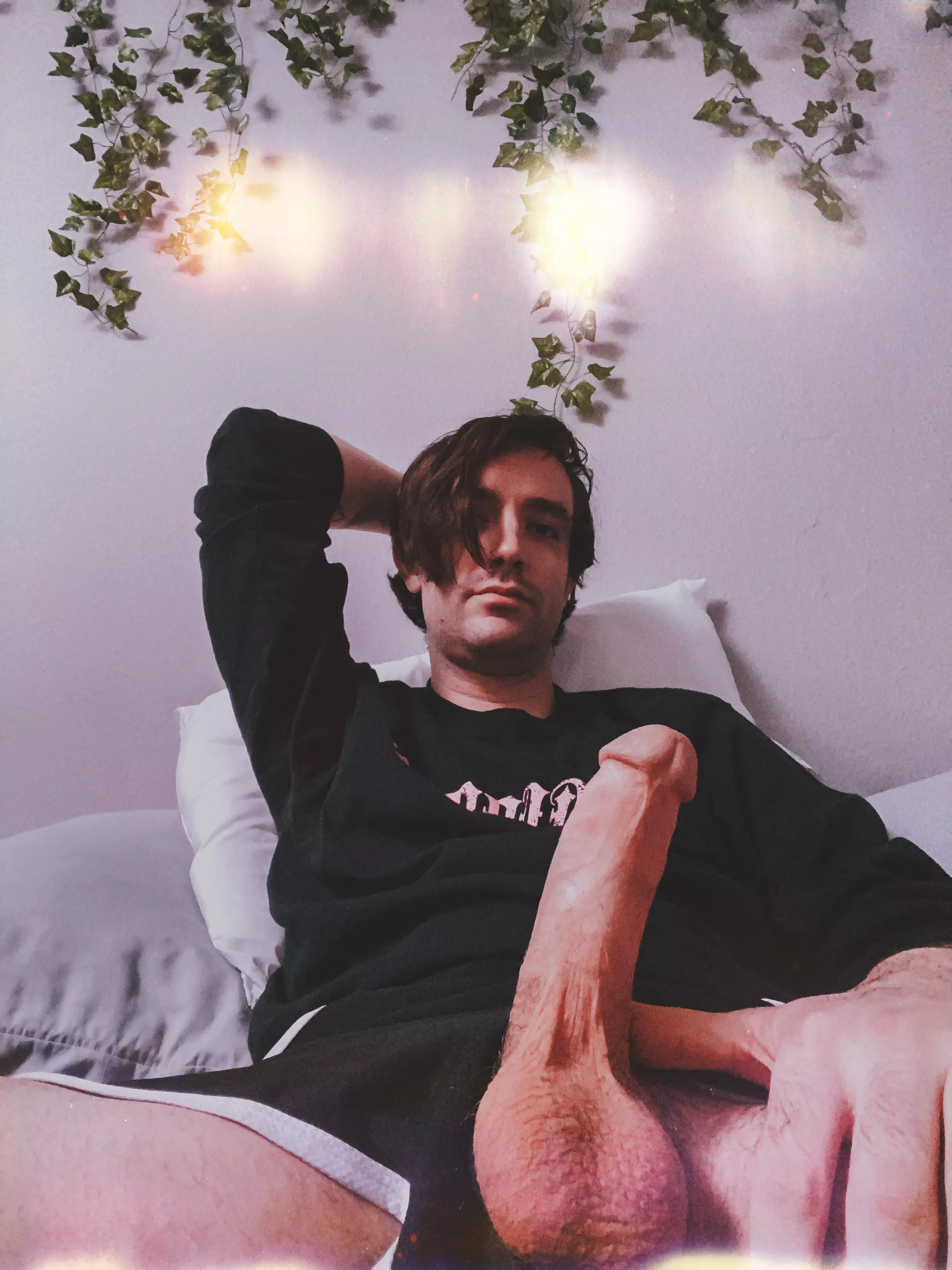 lick from the bottom up✨ posted by bootiihunter