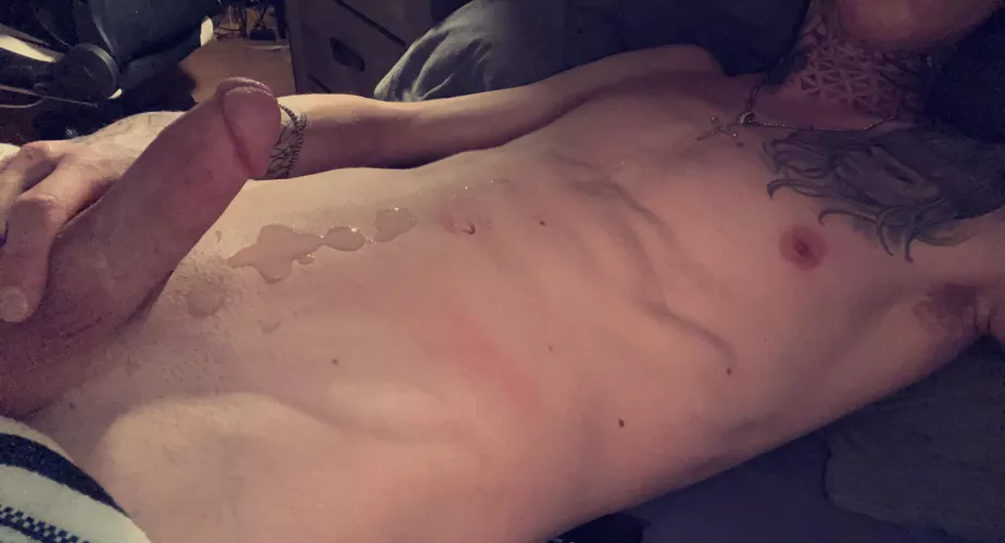 lick it up by jonahthetwink