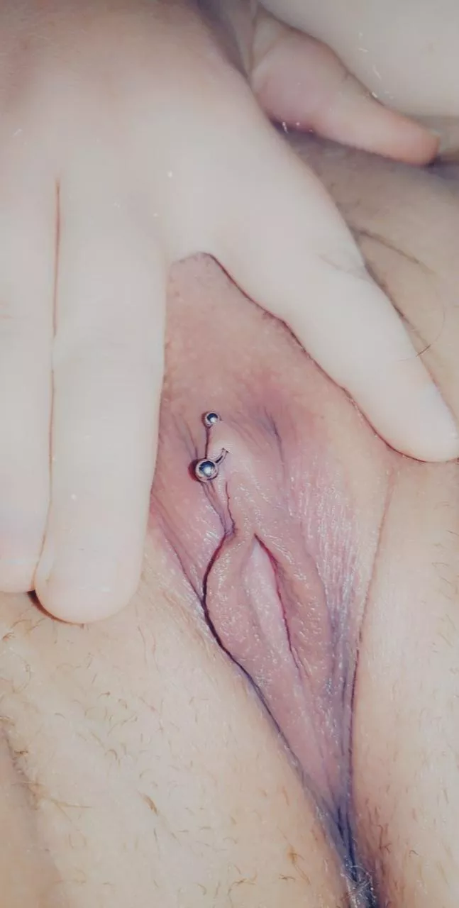 Lick, kiss, or fuck? 💦 posted by Xxxcurvyluvbugxxx