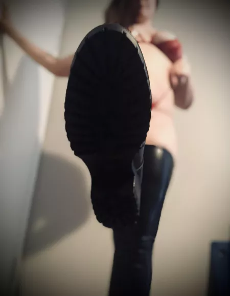 Lick my boot Slave 🔐 by Luna_the_goddess