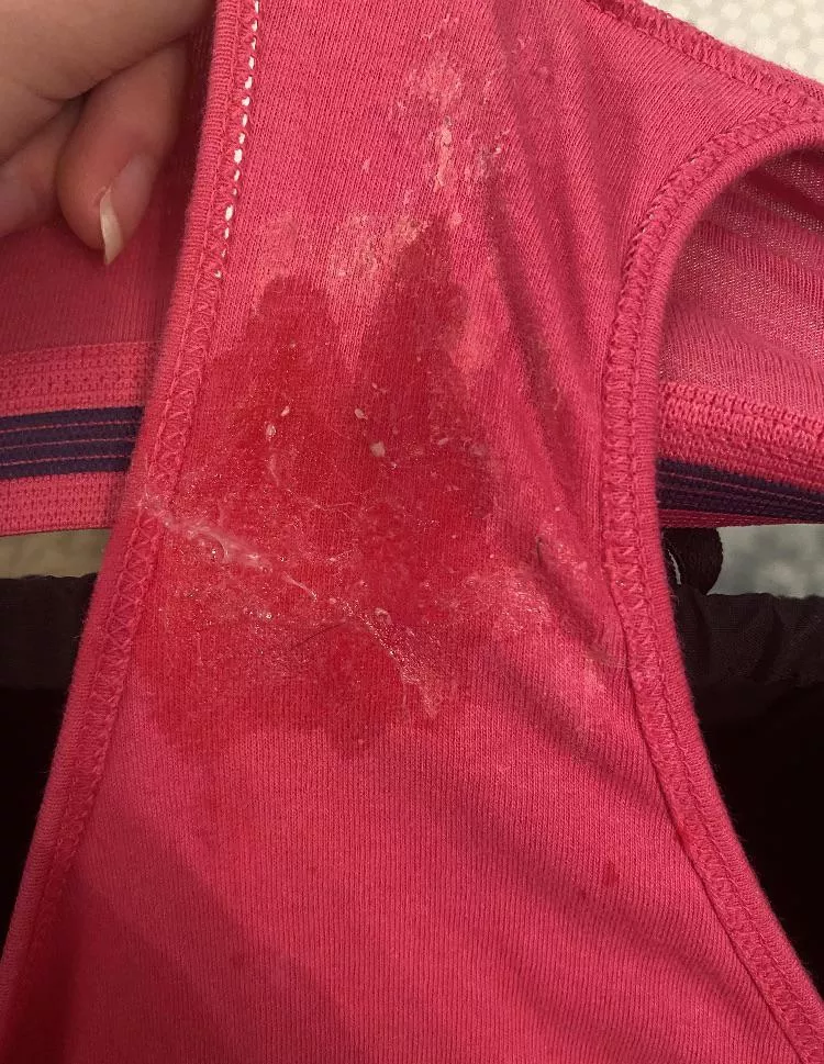 Lick them clean after ? 🥰😇 [f] posted by 18yearoldsecret